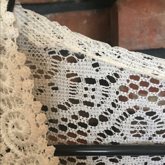 Lace BOHO babydoll top - Picture 6 of 8